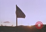 Immagine di Bandiera americana Khe Sanh Vietnam, 1968, secondo 35 filmato di repertorio 65675022605