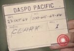 Immagine di Controlli di infermiere soldati feriti Il Vietnam, 1969, secondo 24 filmato di repertorio 65675022606
