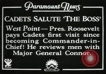 Immagine di Presidente e signora Roosevelt visitando US Academ militare West Point New York USA, 1934, secondo 7 filmato di repertorio 65675022615