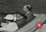 Immagine di Presidente e signora Roosevelt visitando US Academ militare West Point New York USA, 1934, secondo 31 filmato di repertorio 65675022615