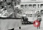 Immagine di Sfilata in Hawaii Hawaii USA, 1916, secondo 25 filmato di repertorio 65675022619