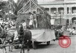 Immagine di Sfilata in Hawaii Hawaii USA, 1916, secondo 32 filmato di repertorio 65675022619