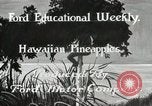 Image Hawaiian travailleurs d'Ananas reposant Hawaii USA, 1916, de la seconde 6 séquences d'archives historiques vidéo 65675022621
