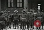 Immagine di Appello all'esercito americano caserma di formazione United States USA, 1916, secondo 32 filmato di repertorio 65675022627