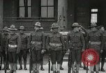 Immagine di Appello all'esercito americano caserma di formazione United States USA, 1916, secondo 36 filmato di repertorio 65675022627