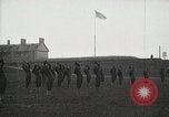 Image des soldats de l'armée des États-Unis exercice pendant la formation United States USA, 1916, de la seconde 3 séquences d'archives historiques vidéo 65675022628