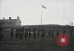 Image des soldats de l'armée des États-Unis exercice pendant la formation United States USA, 1916, de la seconde 4 séquences d'archives historiques vidéo 65675022628