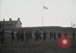Image des soldats de l'armée des États-Unis exercice pendant la formation United States USA, 1916, de la seconde 23 séquences d'archives historiques vidéo 65675022628