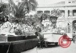 Standbild Historische Parade Hawaii USA, 1916, aus Sekunde 15 historischem Filmmaterial Videoclip 65675022635