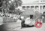 Standbild Historische Parade Hawaii USA, 1916, aus Sekunde 52 historischem Filmmaterial Videoclip 65675022635