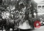 Standbild Historische Parade Hawaii USA, 1916, aus Sekunde 61 historischem Filmmaterial Videoclip 65675022635