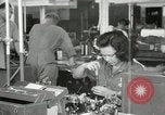 Standbild Hawaiian Männer und Frau Hawaii USA, 1944, aus Sekunde 7 historischem Filmmaterial Videoclip 65675022637