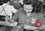 Standbild Hawaiian Männer und Frau Hawaii USA, 1944, aus Sekunde 26 historischem Filmmaterial Videoclip 65675022637
