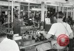 Standbild Hawaiian Männer und Frau Hawaii USA, 1944, aus Sekunde 35 historischem Filmmaterial Videoclip 65675022637