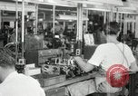 Standbild Hawaiian Männer und Frau Hawaii USA, 1944, aus Sekunde 38 historischem Filmmaterial Videoclip 65675022637