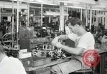 Standbild Hawaiian Männer und Frau Hawaii USA, 1944, aus Sekunde 44 historischem Filmmaterial Videoclip 65675022637