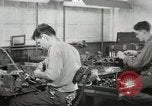 Standbild Hawaiian Männer Hawaii USA, 1944, aus Sekunde 8 historischem Filmmaterial Videoclip 65675022639