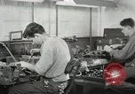 Standbild Hawaiian Männer Hawaii USA, 1944, aus Sekunde 11 historischem Filmmaterial Videoclip 65675022639