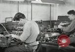 Standbild Hawaiian Männer Hawaii USA, 1944, aus Sekunde 12 historischem Filmmaterial Videoclip 65675022639