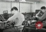 Standbild Hawaiian Männer Hawaii USA, 1944, aus Sekunde 17 historischem Filmmaterial Videoclip 65675022639