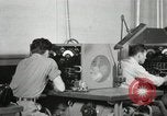 Standbild Hawaiian Männer Hawaii USA, 1944, aus Sekunde 34 historischem Filmmaterial Videoclip 65675022639