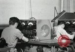 Standbild Hawaiian Männer Hawaii USA, 1944, aus Sekunde 46 historischem Filmmaterial Videoclip 65675022639
