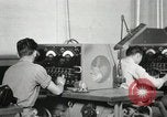 Standbild Hawaiian Männer Hawaii USA, 1944, aus Sekunde 52 historischem Filmmaterial Videoclip 65675022639