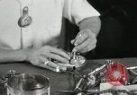 Standbild Hawaiian Mann Hawaii USA, 1944, aus Sekunde 18 historischem Filmmaterial Videoclip 65675022643