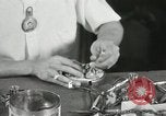 Standbild Hawaiian Mann Hawaii USA, 1944, aus Sekunde 21 historischem Filmmaterial Videoclip 65675022643