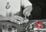 Standbild Hawaiian Mann Hawaii USA, 1944, aus Sekunde 23 historischem Filmmaterial Videoclip 65675022643