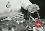 Standbild Hawaiian Mann Hawaii USA, 1944, aus Sekunde 29 historischem Filmmaterial Videoclip 65675022643
