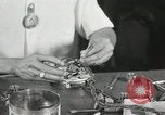Standbild Hawaiian Mann Hawaii USA, 1944, aus Sekunde 32 historischem Filmmaterial Videoclip 65675022643