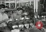 Standbild Hawaiian Mann Hawaii USA, 1944, aus Sekunde 40 historischem Filmmaterial Videoclip 65675022643