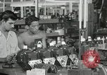 Standbild Hawaiian Mann Hawaii USA, 1944, aus Sekunde 52 historischem Filmmaterial Videoclip 65675022643