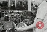 Standbild Hawaiian Mann Hawaii USA, 1944, aus Sekunde 56 historischem Filmmaterial Videoclip 65675022643