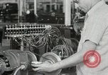 Standbild Hawaiian Mann Hawaii USA, 1944, aus Sekunde 58 historischem Filmmaterial Videoclip 65675022643