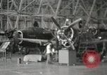 Image B-24 Liberator et P-47 Thunderbolt Hawaii USA, 1944, de la seconde 6 séquences d'archives historiques vidéo 65675022648