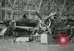 Image B-24 Liberator et P-47 Thunderbolt Hawaii USA, 1944, de la seconde 15 séquences d'archives historiques vidéo 65675022648