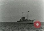 Image Sesquicentennial of Captain Cook's découverte de Hawaii Kealakekua Bay Hawaii USA, 1928, de la seconde 7 séquences d'archives historiques vidéo 65675022673
