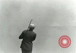 Immagine di Giocare a golf presso il Kilauea National Park Hawaii USA, 1928, secondo 52 filmato di repertorio 65675022675