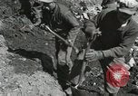 Standbild USA Soldaten Korea, 1951, aus Sekunde 16 historischem Filmmaterial Videoclip 65675022681