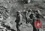 Standbild USA Soldaten Korea, 1951, aus Sekunde 24 historischem Filmmaterial Videoclip 65675022681