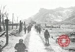 Standbild Verletzte US-Soldaten Korea, 1951, aus Sekunde 31 historischem Filmmaterial Videoclip 65675022682