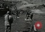 Standbild Verletzte US-Soldaten Korea, 1951, aus Sekunde 36 historischem Filmmaterial Videoclip 65675022682