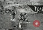 Standbild Verletzte US-Soldaten Korea, 1951, aus Sekunde 41 historischem Filmmaterial Videoclip 65675022682