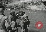 Standbild Verletzte US-Soldaten Korea, 1951, aus Sekunde 44 historischem Filmmaterial Videoclip 65675022682