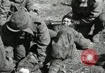 Standbild Verletzte US-Soldaten Korea, 1951, aus Sekunde 53 historischem Filmmaterial Videoclip 65675022682