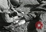 Standbild Verletzte US-Soldaten Korea, 1951, aus Sekunde 56 historischem Filmmaterial Videoclip 65675022682