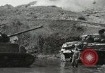 Standbild Reconnaissance Patrol Korea, 1951, aus Sekunde 14 historischem Filmmaterial Videoclip 65675022683