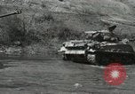 Standbild Reconnaissance Patrol Korea, 1951, aus Sekunde 29 historischem Filmmaterial Videoclip 65675022683